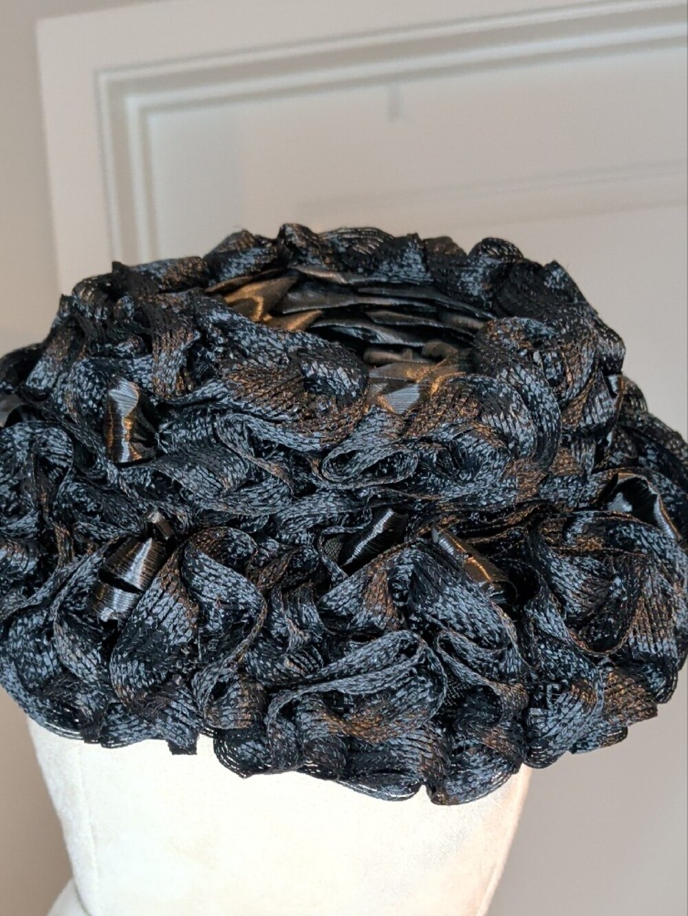 Vintage 60s Brianti Pillbox Hat Black Woven Straw & Ribbon Pink Bow Accent 20" - Picture 8 of 16